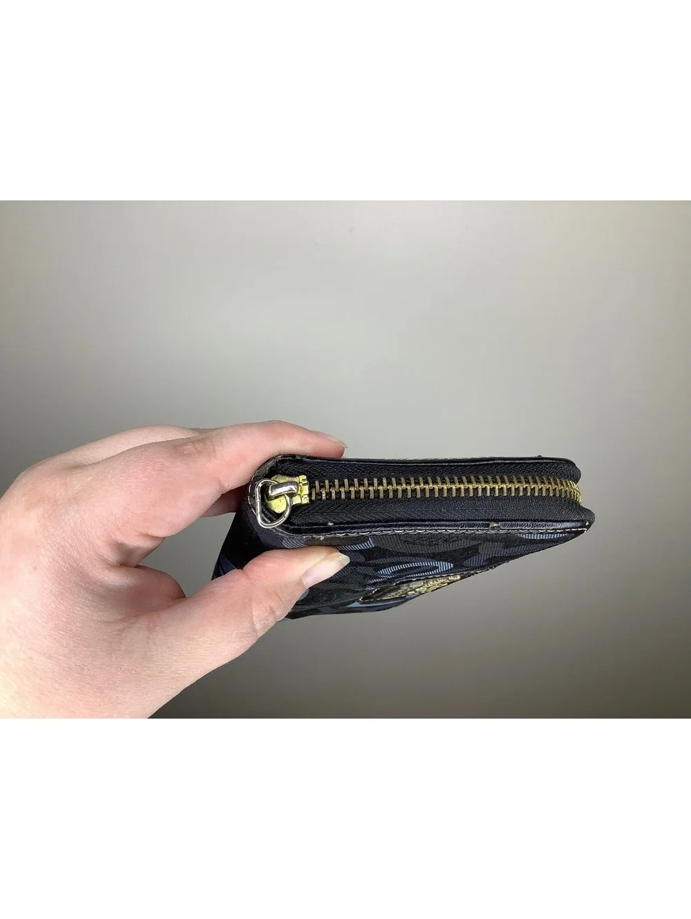 Coach missing zipper